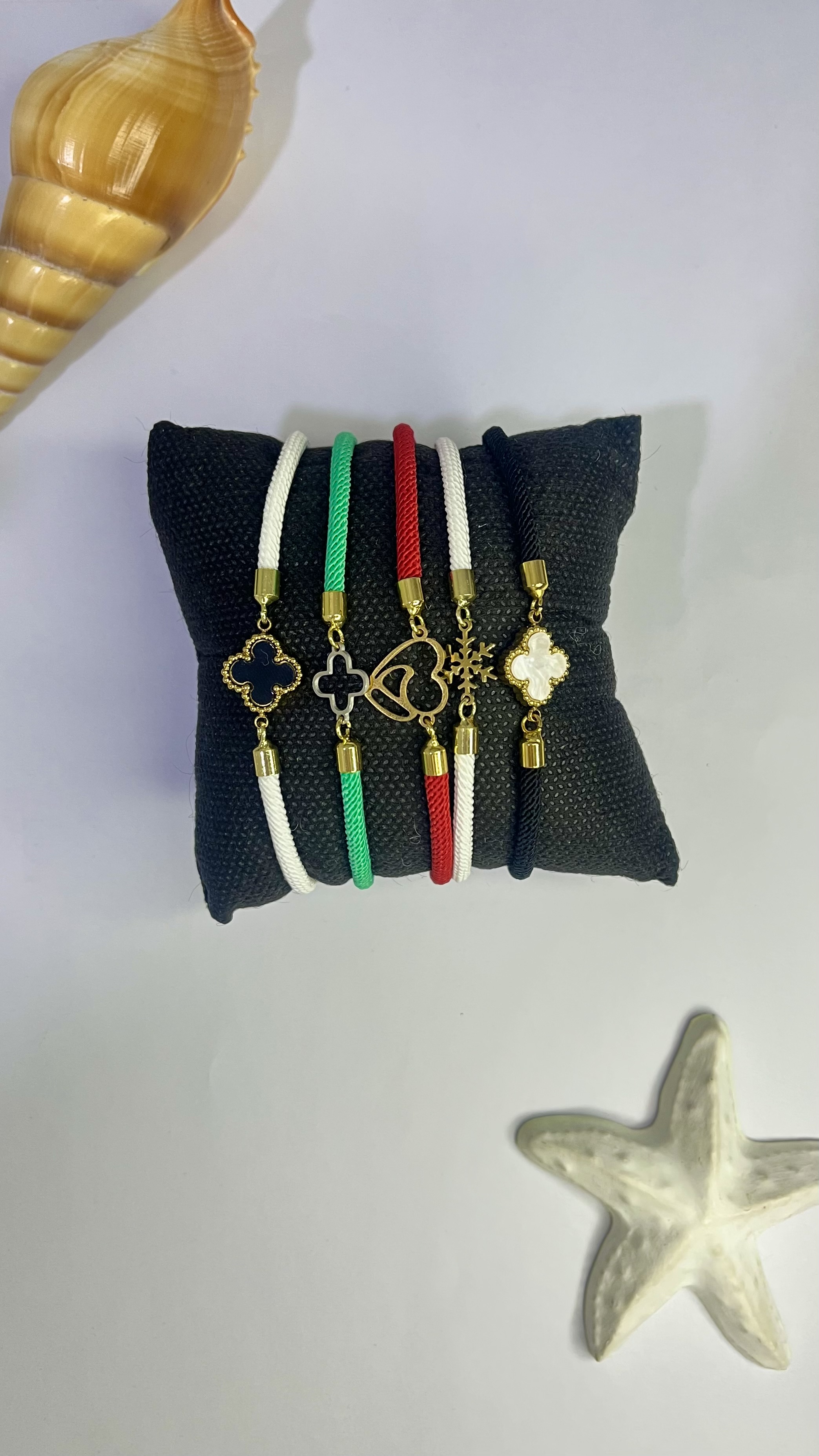 دستبند کنفی مشابه طلا